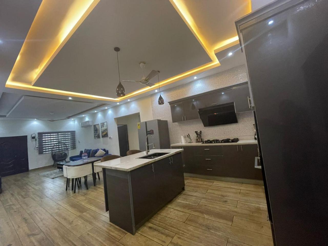 Cloud9 Luxury Apartments Accra Exteriör bild